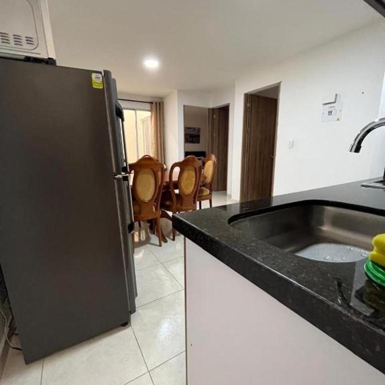 Apartamento con Parqueadero Gran Plaza exito - Apartamento de 2 dormitorios - 11