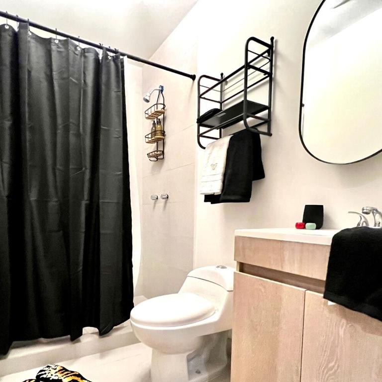 Eclectic Maximalist Apartment - Apartamento de 1 dormitorio - 18