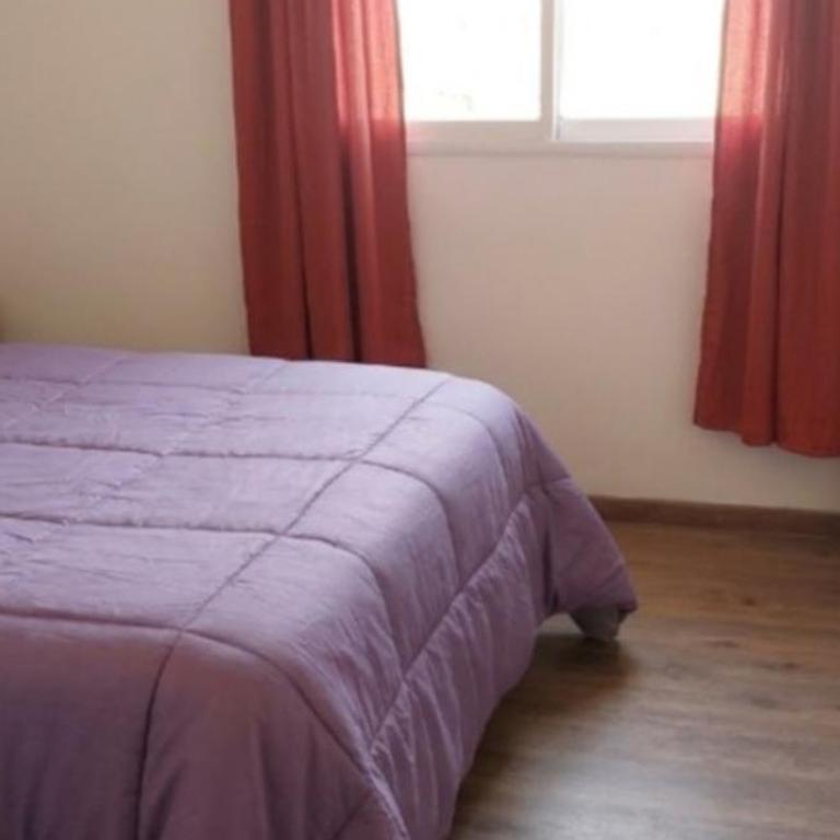 Avellaneda - Habitación Individual Amplia - 4