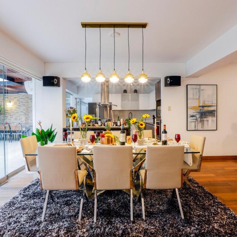 Luxury Ground Penthouse Terrace Lux Pool BBQ AC - Five-Bedroom Apartment - 60