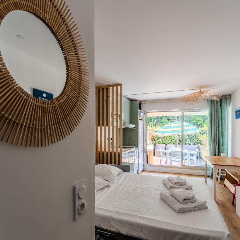 Le Jardin D'eugénie - direct plage - Estudio con terraza - 9