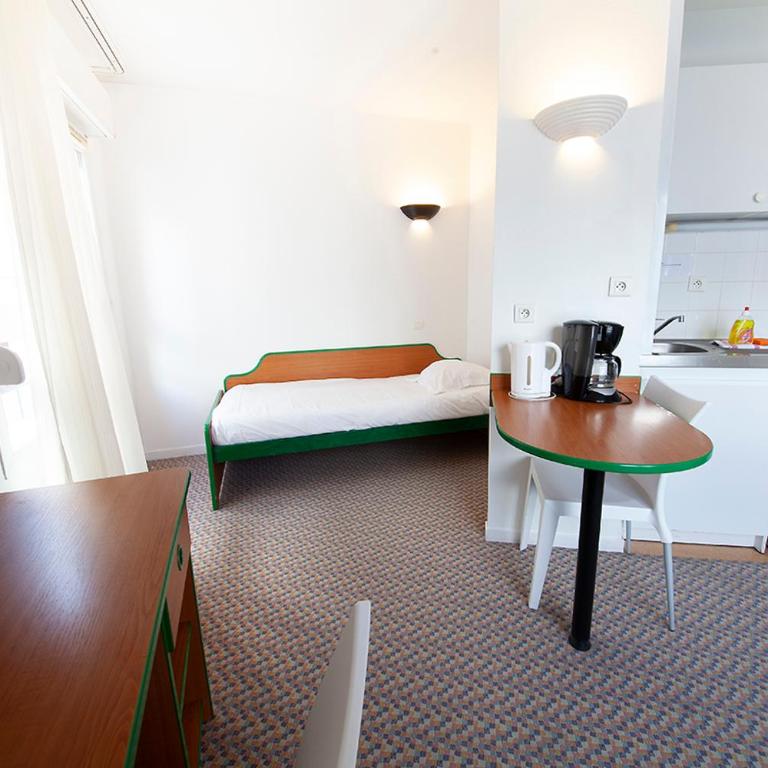 Les Laureades Smart Sejour Clermont-Ferrand Centre Jaude - Chambre Simple - 2