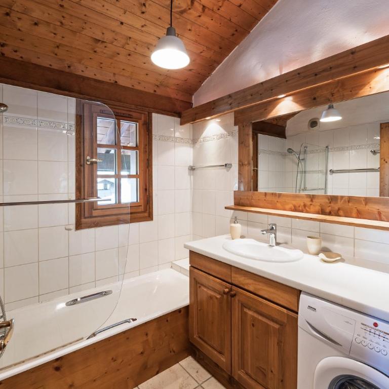 Panoramic view, pool, village & ski slopes - Appartement 3 Chambres - 2