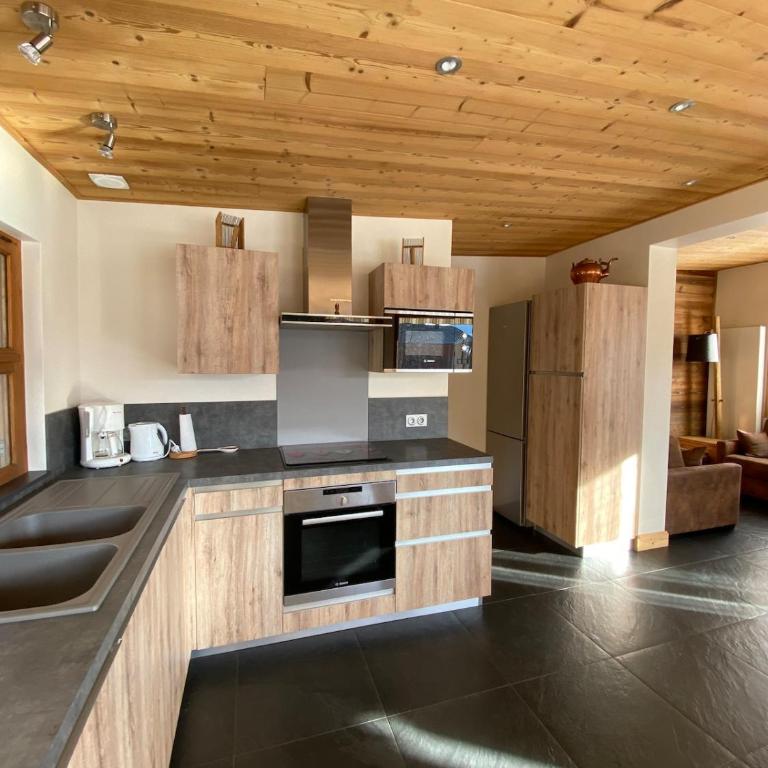 Chalet Les Lauzes - Chalet - 28