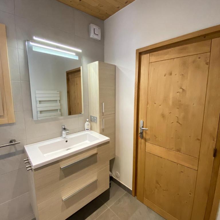 Chalet Les Lauzes - Chalet - 50