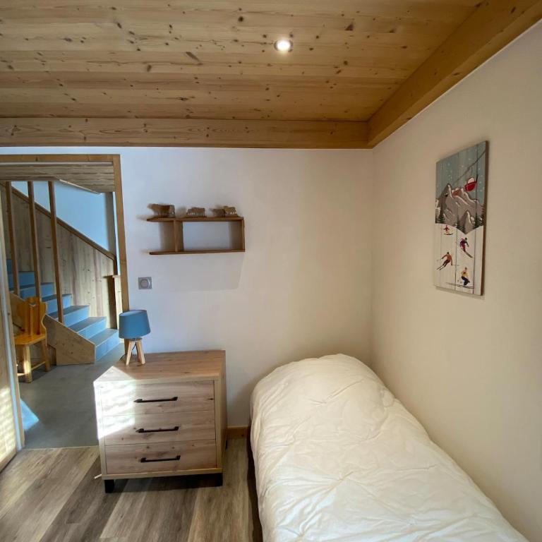 Chalet Les Lauzes - Chalet - 52
