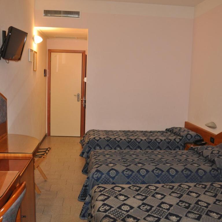 Hotel Nord Est - Camera Tripla - 3