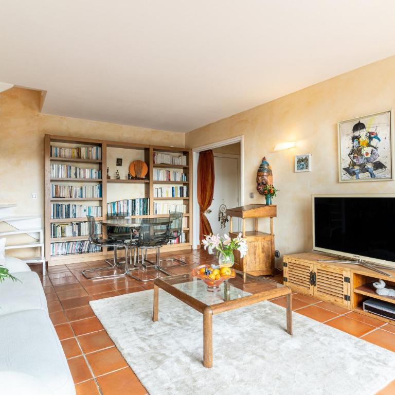 L’Écrin des Collines Calme et panorama ensoleillé - Apartment - 4