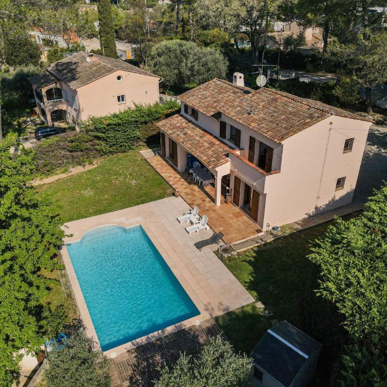 Écrin de verdure charme provençal près de Cannes - Maison de Vacances - 10