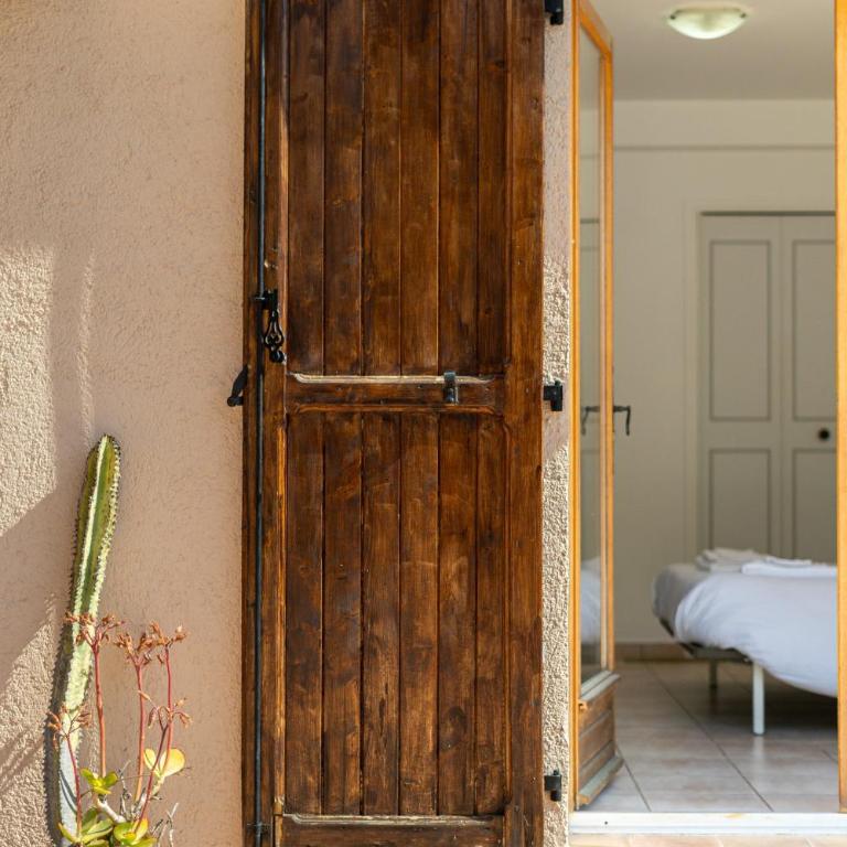 Écrin de verdure charme provençal près de Cannes - Maison de Vacances - 24