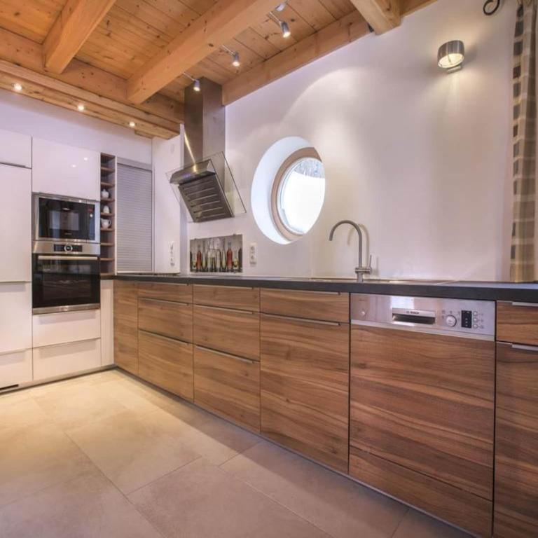 Chalet for 10 people with access to the swimming pool - Ferienhaus - 46