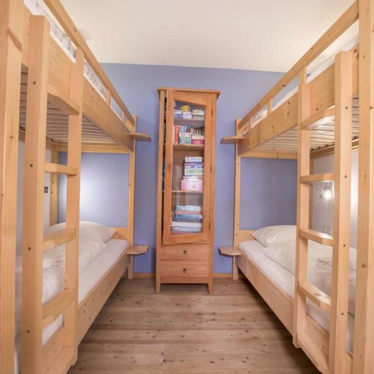 Chalet for 10 people with access to the swimming pool - Ferienhaus - 68
