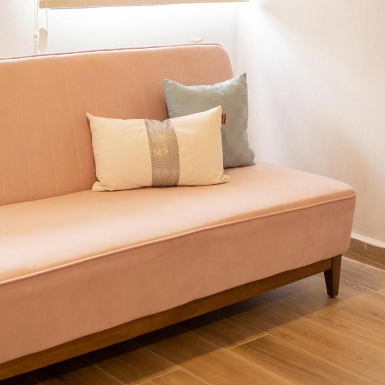 Elegant 2BR Condo in Colomos Providencia - Two-Bedroom Apartment - 39