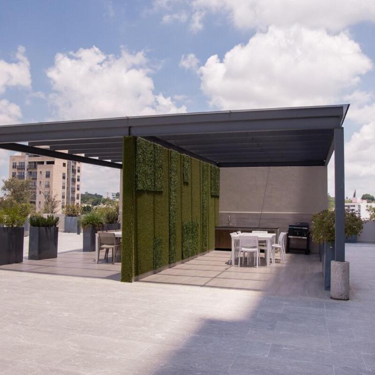 Elegant 2BR Condo in Colomos Providencia - Two-Bedroom Apartment - 41