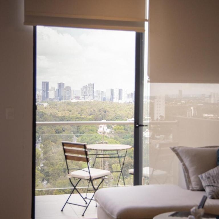 Elegant 2BR Condo in Colomos Providencia - Two-Bedroom Apartment - 59