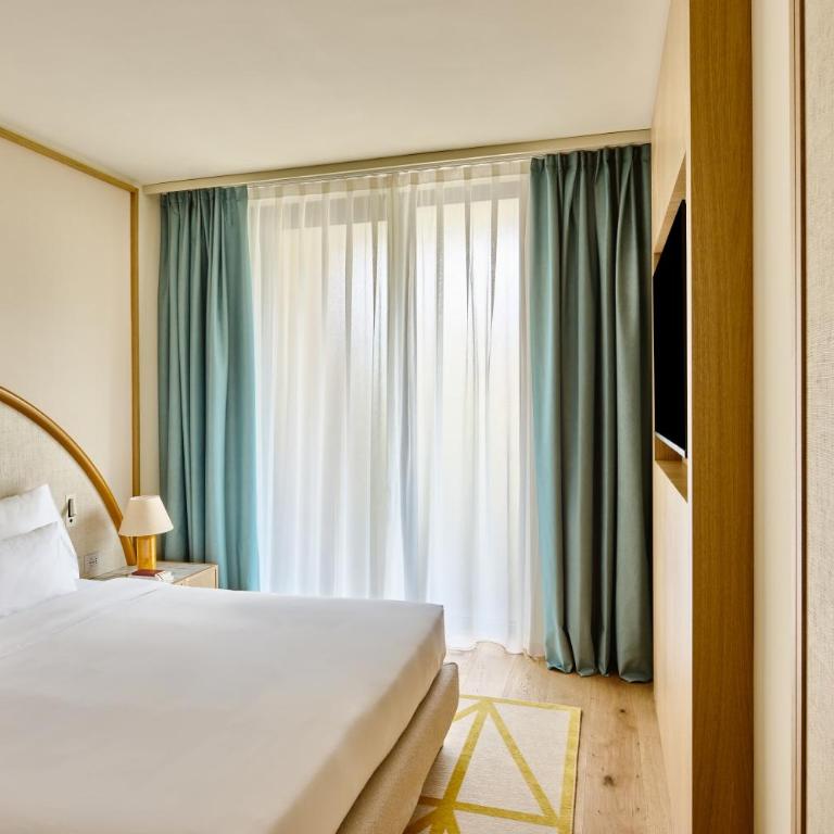 Falkensteiner Resort Lake Garda - Suite con 3 Camere da Letto - 2
