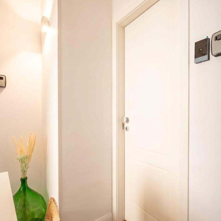City Hub Urban Suites - Camera Matrimoniale con Bagno Privato - 8