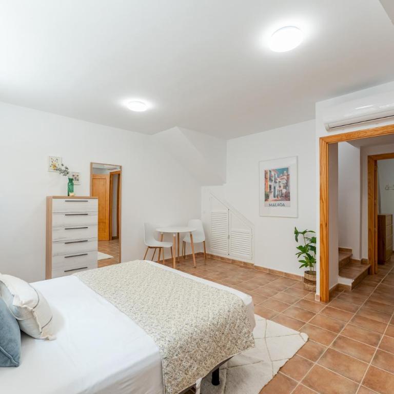 2 bed Duplex in Los Boliches – Modern Comfort - Pass the Keys - Apartamento - 10