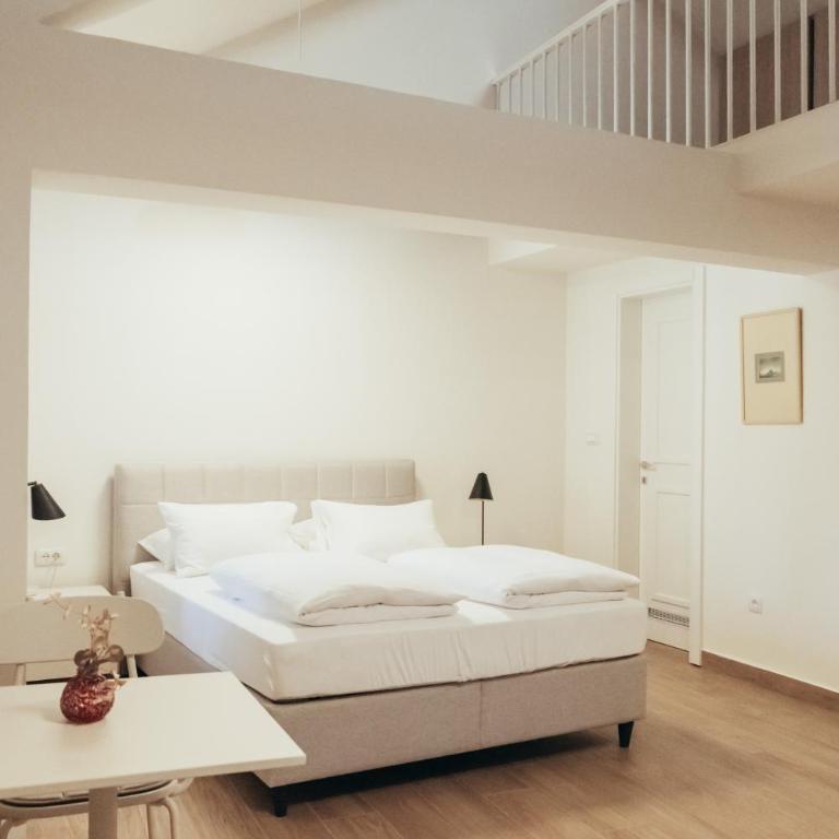 Nar Apartments - Studio - Split Level - 3