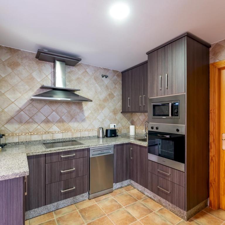 2 bed Duplex in Los Boliches – Modern Comfort - Pass the Keys - Apartamento - 20