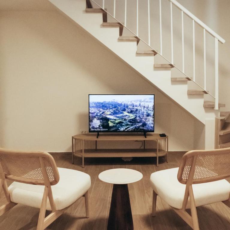 Nar Apartments - Studio - Split Level - 1