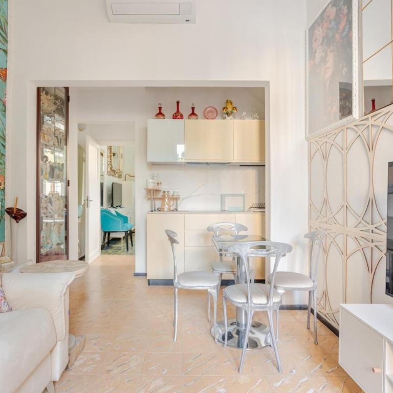 Peacock Court -Urban Garden - One-Bedroom Apartment - 20