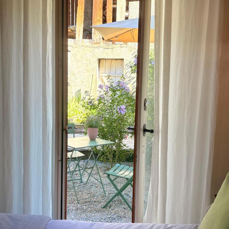 Aux Bons Matins de Capella - Double Room with Terrace - 13
