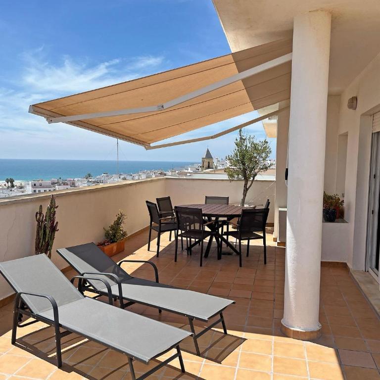 Terraza Trafalgar Apartamento tipo penthouse con enorme terraza y vistas al mar - Appartement 3 Chambres - 1