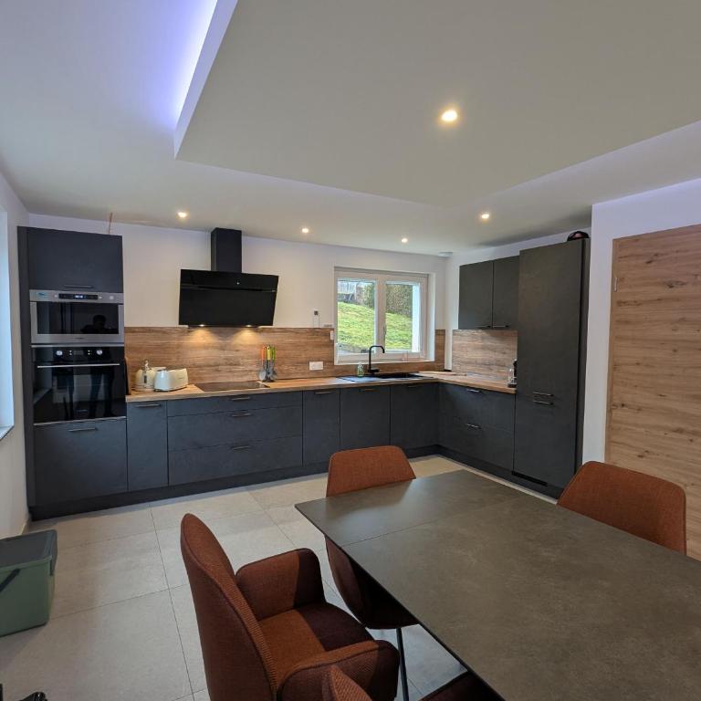 Maison vue montagne, proche centre - 6 pers. - FR-1-589-883 - Maison de Vacances - 13