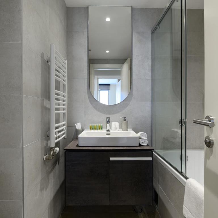 BW Exclusive Residence with Free Garage - Apartman sa 2 Spavaće Sobe i Pogledom na Reku - 20