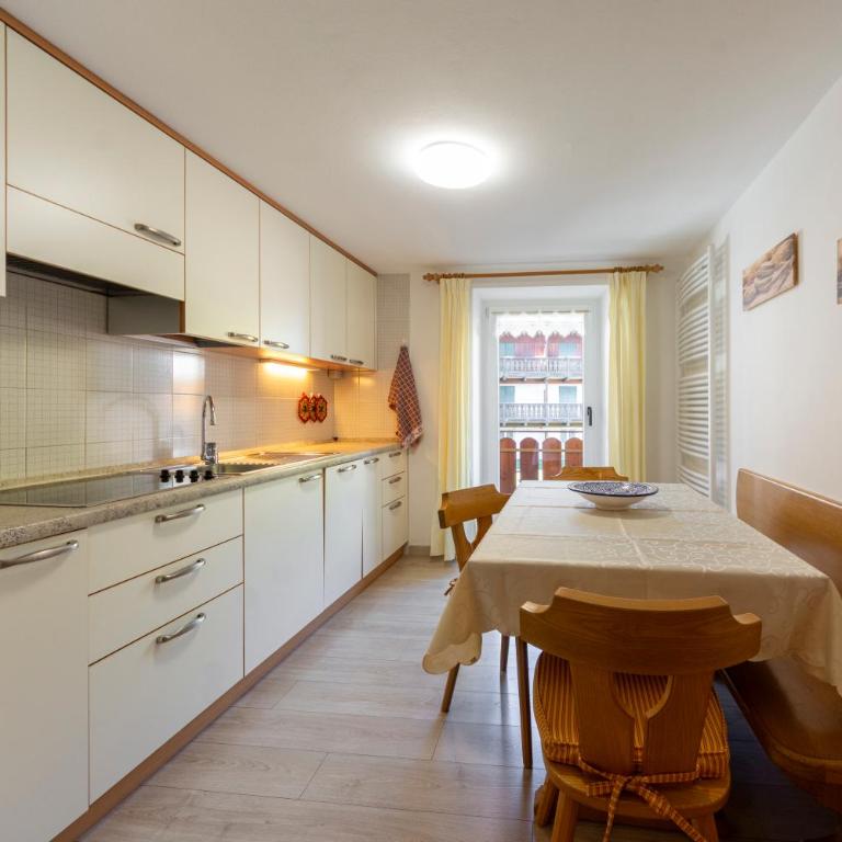 Ciasa Aloch by AMA Val Di Fassa - Two-Bedroom Apartment - 4