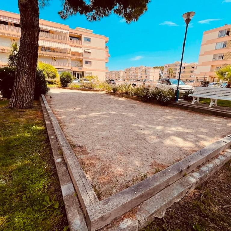 Studio détente avec piscine, proche port et plage - Appartement 1 Chambre - 4