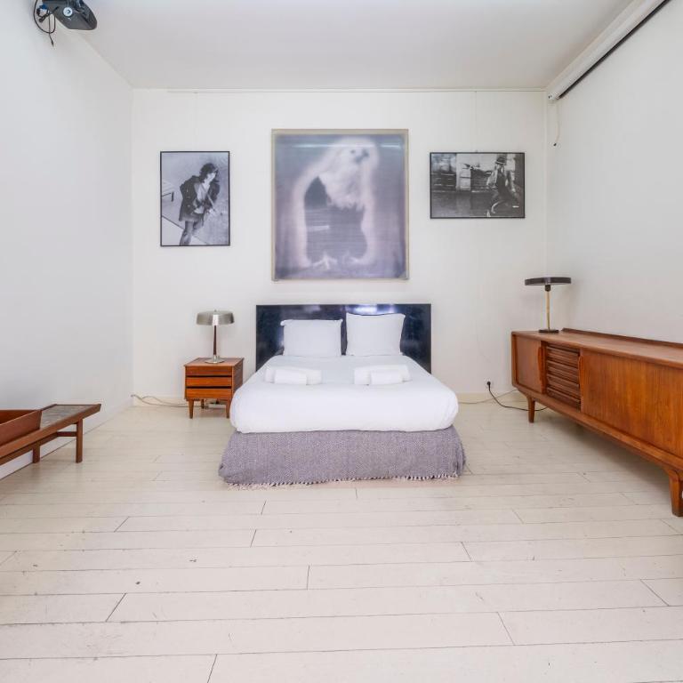 Spacious 4 Bedroom Parisian Retreat Near Gare Nord - Appartement - 14