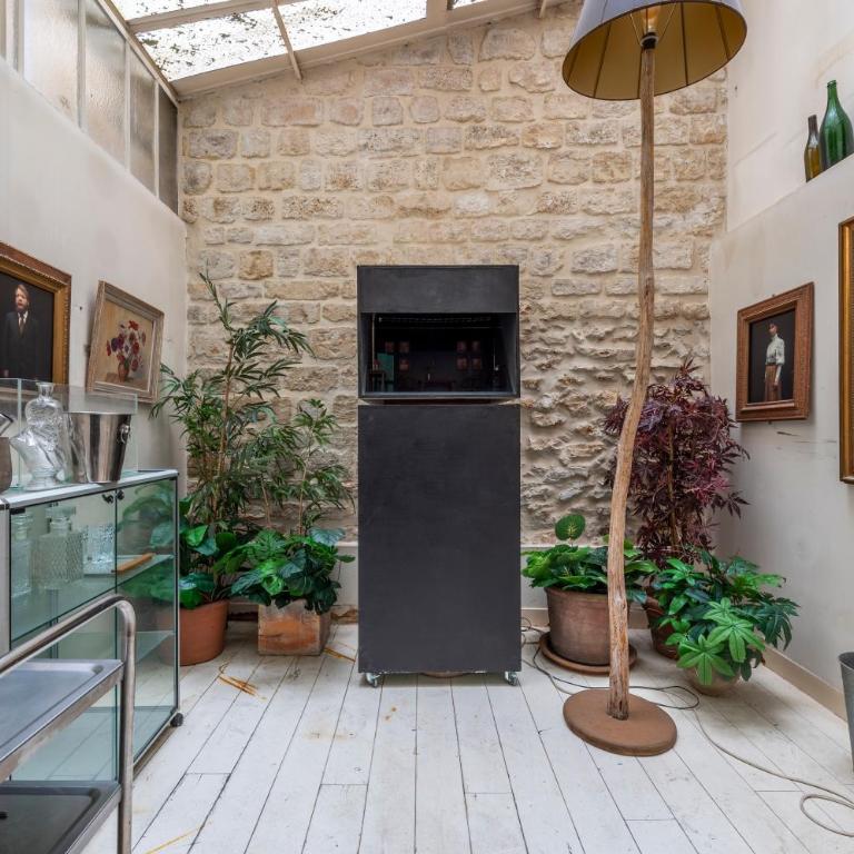 Spacious 4 Bedroom Parisian Retreat Near Gare Nord - Appartement - 19