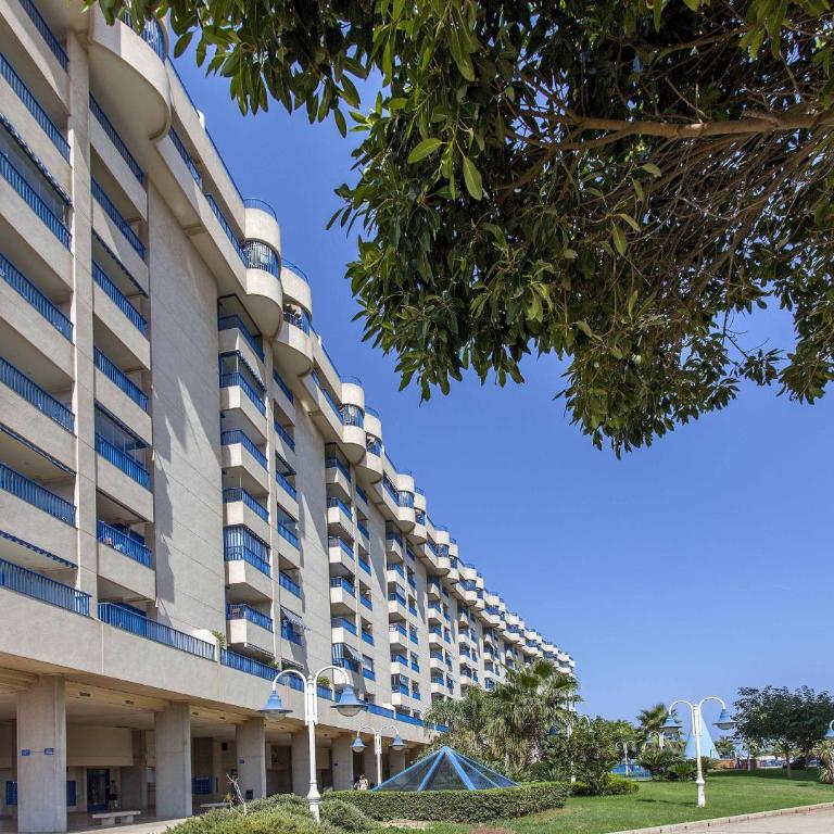 ApartUP Patacona Grand Terrace Duplex - Apartment mit 3 Schlafzimmern und Meerblick - 77