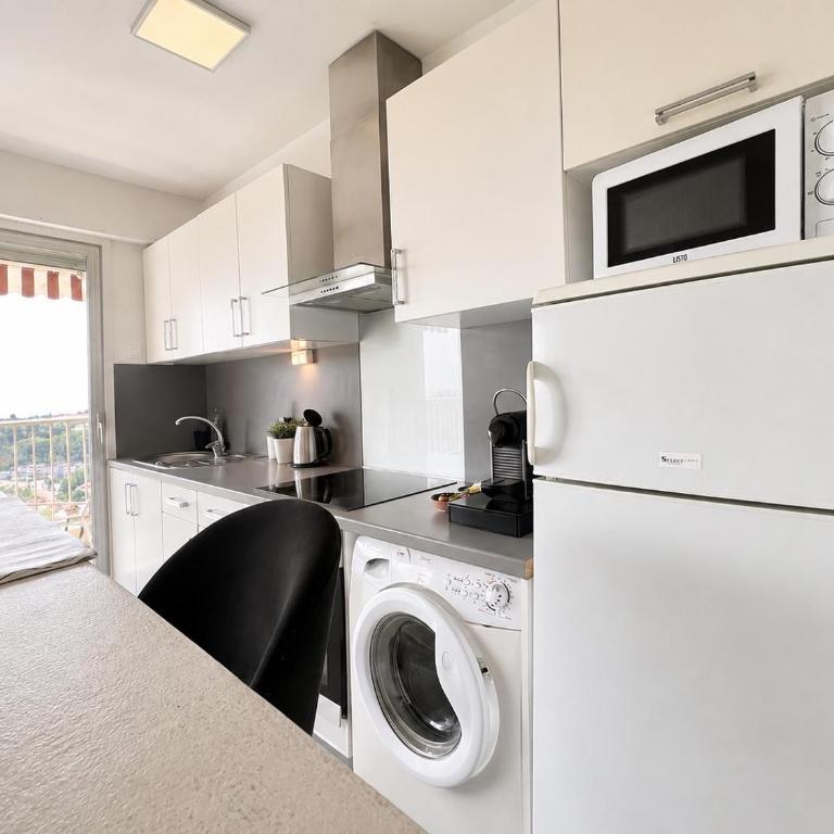 Le Best View, Climatisé vue mer panoramique, Parking gratuit, WIFI - Studio - Vue sur Océan - 5