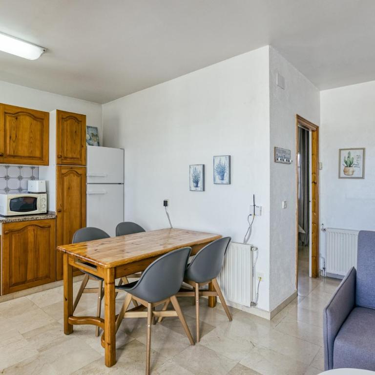 Art- Apartamentos Revilla Tacke D - Superior Apartment mit 1 Schlafzimmer und Balkon - 18