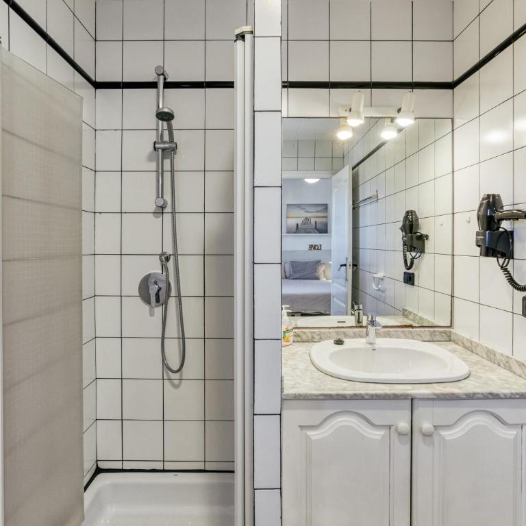 Art- Apartamentos Revilla Tacke D - Superior Apartment mit 1 Schlafzimmer und Balkon - 20