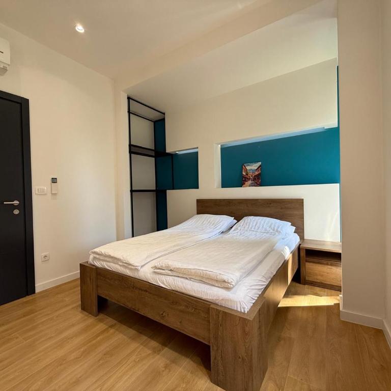 Engadin's Central Rooms in Old Town - Deluxe Suite - 12