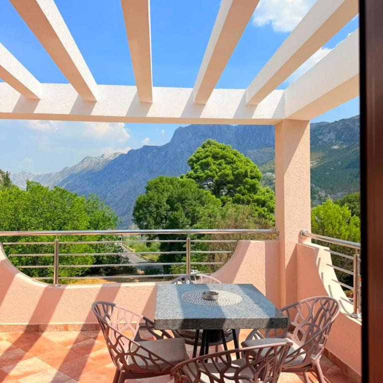 Milas Trojica Kotor - One-Bedroom Apartment - 13