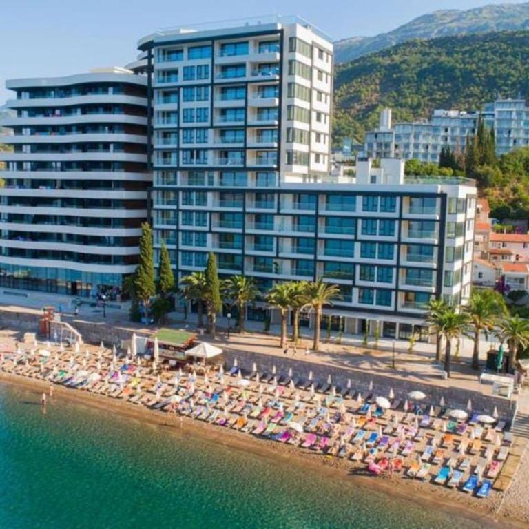 Luxury Two Bedroom Apartment Sunraf Residence - BeachFront & Pool - Apartment mit 2 Schlafzimmern und Meerblick - 1