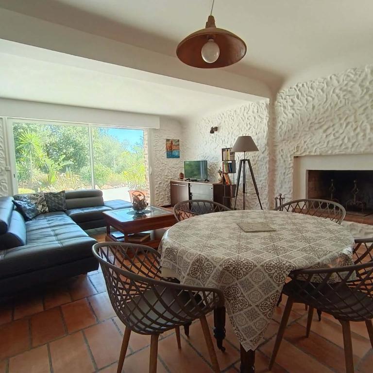 Dépendance dans Mas traditionnel avec piscine - Two-Bedroom Apartment - 4