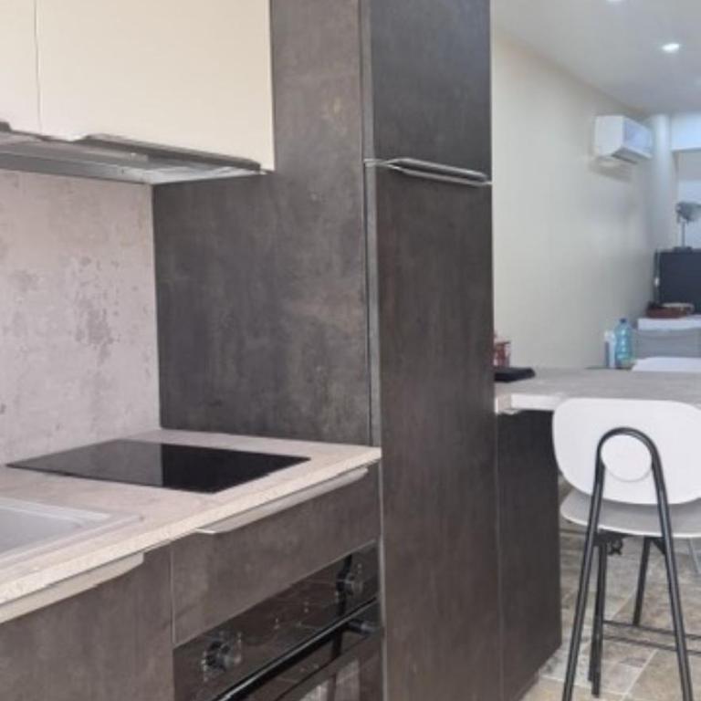 Le Cabanon au village de Carro - Maisonette Studio - 4