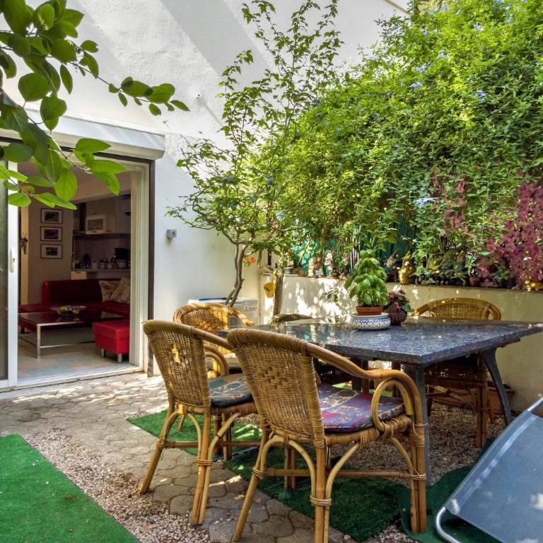 Sunnybeach LaCiotat pool AC Parking - Apartamento Deluxe de 2 dormitorios con vistas al jardín - 1