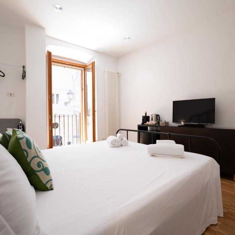 Dadu 14 - Double Room with Private Bathroom - 4