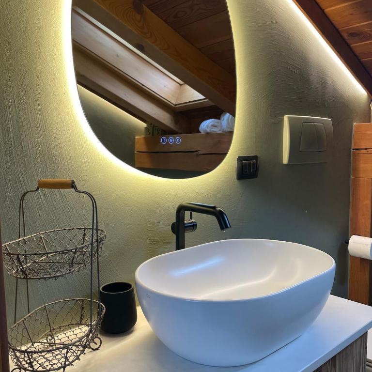 AlpiNest Cozy Attic in the Heart of Bormio - Appartamento Monolocale - 14