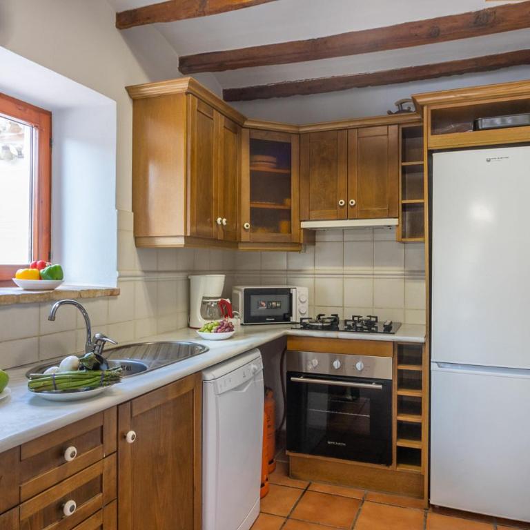 Villa Fantaxat by Abahana Villas - Villa - 17