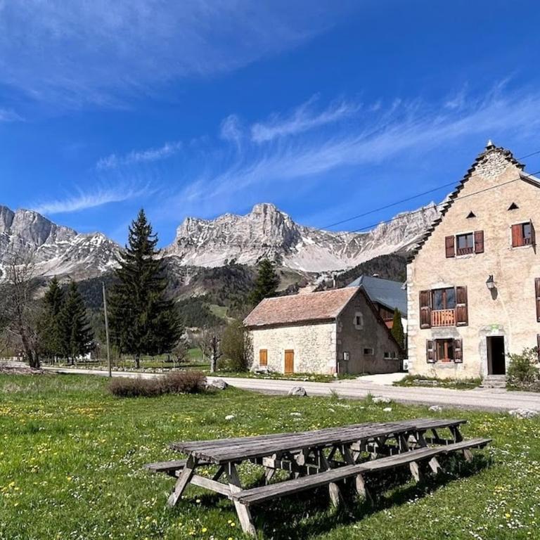 Gîte 5 chambres avec salle de jeux - Apartment - 1