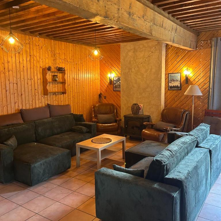 Gîte 5 chambres avec salle de jeux - Apartment - 13