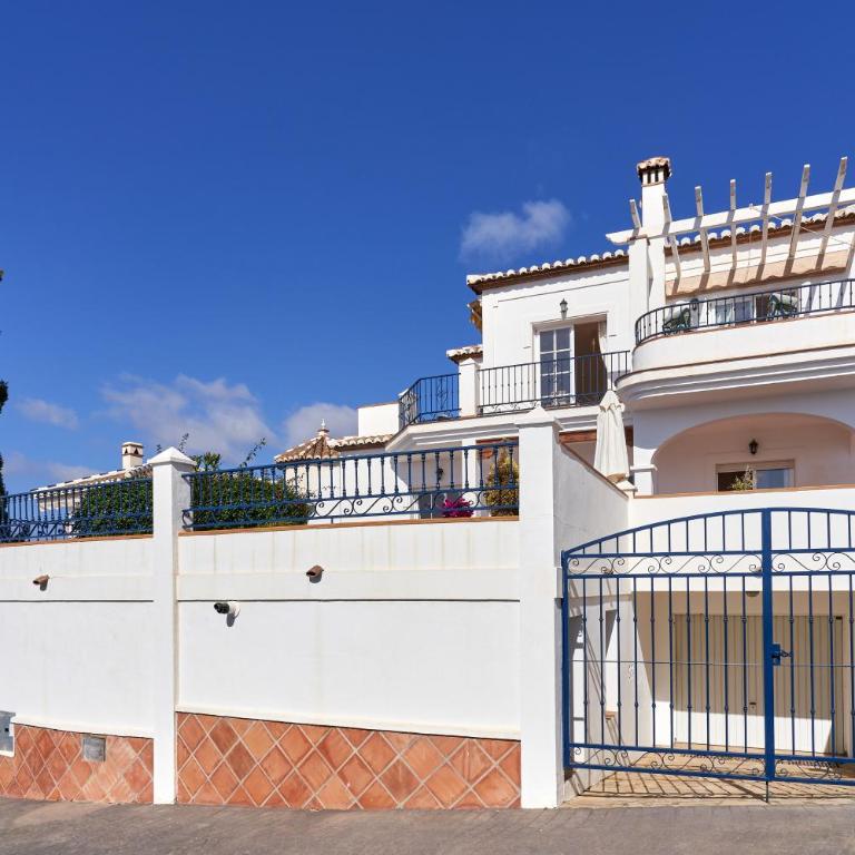 Stunning villa with private pool - Casa de 3 dormitorios - 7